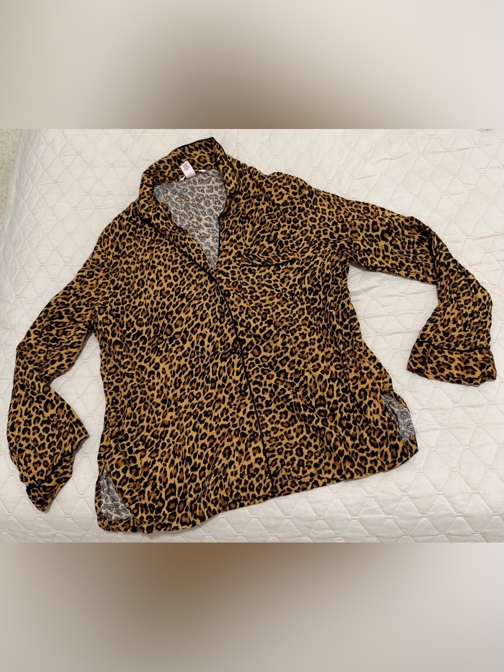 Victoria's Secret leopard print button up pajama blouse